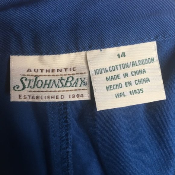 St. John's Bay Size 14 Blue High Waist Cargo Shorts - Picture 4 of 5
